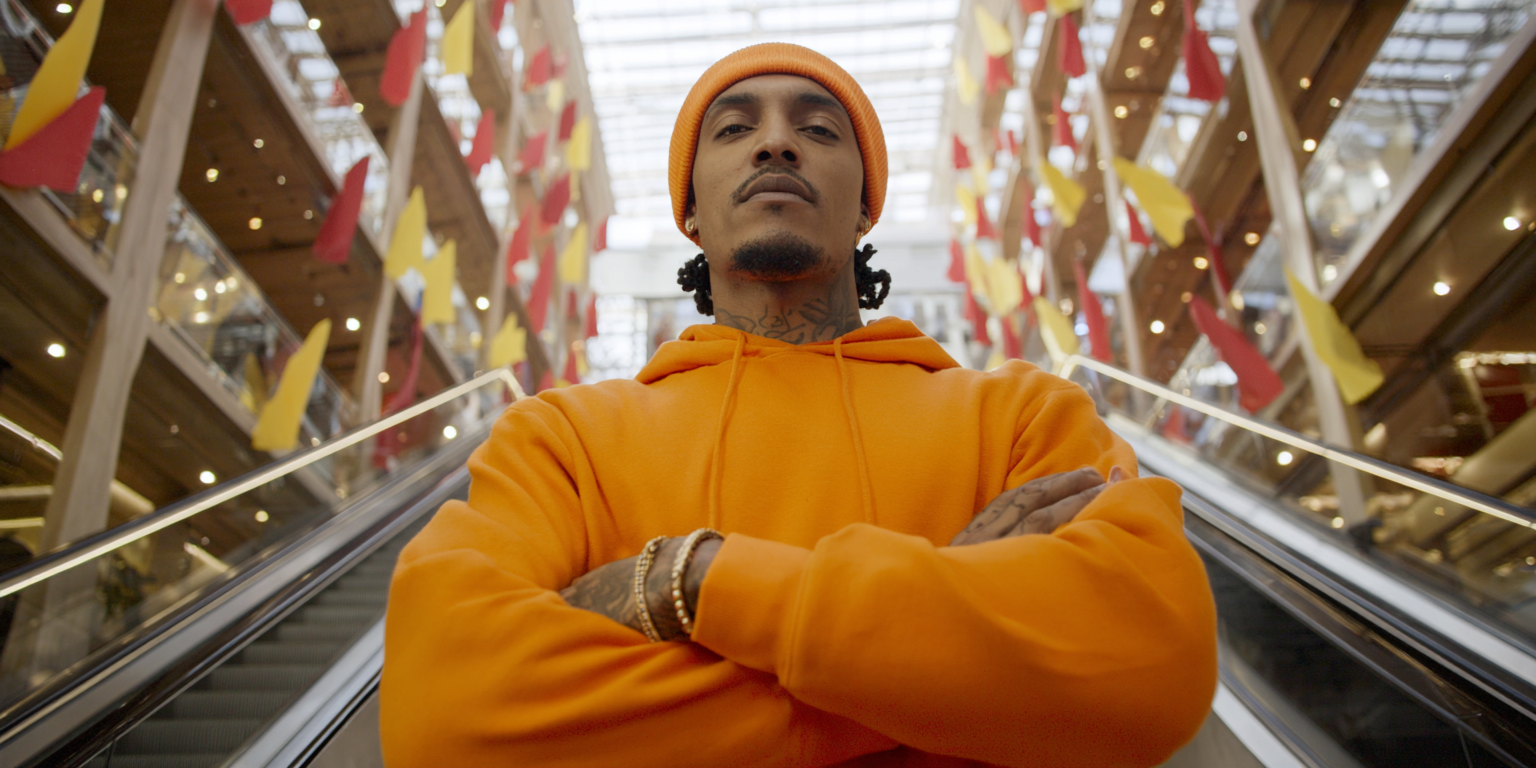 Image for: Which Y2K style categories offer the best authentic pieces for both men's and wo